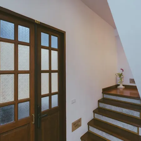 Botan Boutique Hotel Patong Exterior photo